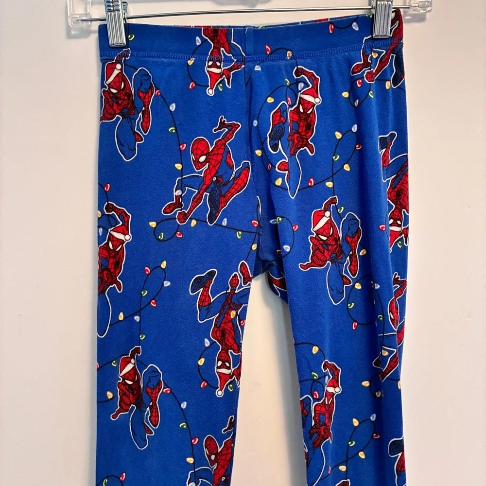 Gap Kids Marvel Organically Grown Cotton Santa Hat Spider-Man PJ Set Size 12